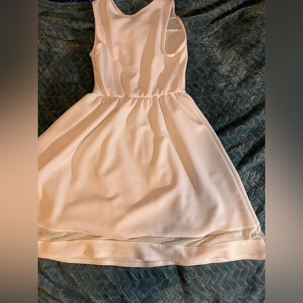 Girls white dress!
